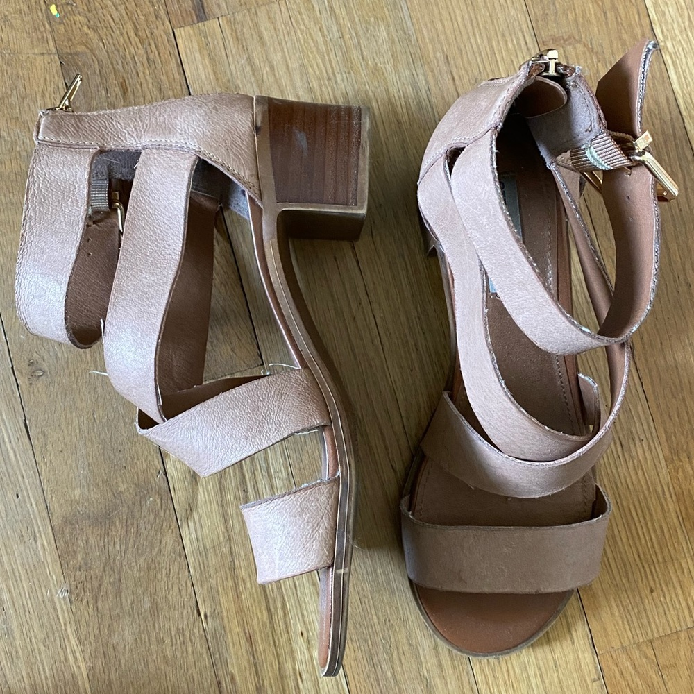 Steve Madden heel sandals women’s size 8